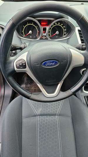 Ford Fiesta Fiesta 1.25 Titanium Bild 4