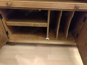 TV-Schrank aus Massivholz Bild 4