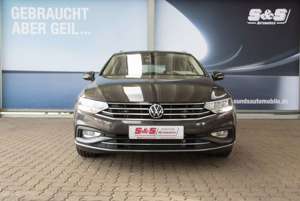 Volkswagen Passat Variant 1.5 TSI Elegance LED/NAVI/HEAD-UP Bild 2