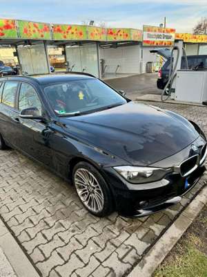 BMW 318 318d Touring Bild 1