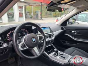 BMW 318 i Limousine Aut. Navi SHD LED Kamera Hifi SHZ Bild 5