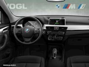 BMW X1 xDrive18d Navi Tempomat Klimaaut. Bild 4