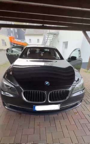 BMW 740 Bild 1