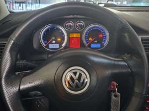 Volkswagen Passat Variant 2.8 V6 4Motion Highline LPG Bild 4
