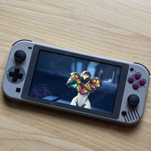 Nintendo Switch Lite mit 4 Spiele Bild 5
