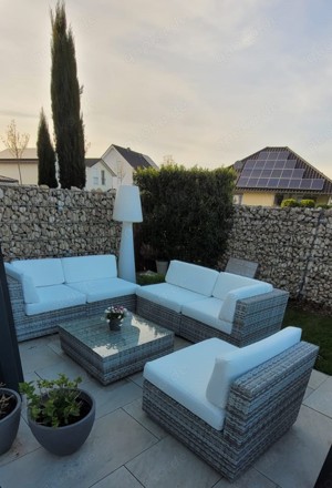 Lounge Ecke grau-weiß für den Gartenbereich Bild 2