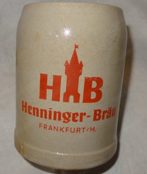 HM Henninger Frankfurt Bierseidel Bierhumpen beige 0,5 l 13 cm H älter gebraucht Bierglas  Bild 3