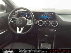 Mercedes-Benz GLA 200 MULTIBEAM*KAMERA*19ZOLL PROGRESSIVE Bild 4