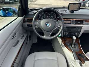BMW 325 iA Cabrio / BMW-SERVICE / BI-XENON / VIDEO Bild 5