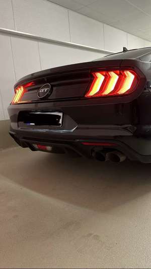 Ford Mustang Fastback 5.0 Ti-VCT V8 Aut. GT Bild 3