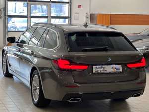 BMW 520 d/Aut/LCP+/ParkDrivAss/Leder/Facelift Bild 2