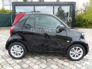 smart forTwo fortwo Cabrio Tailermade 22kw Schnelllade PDC Bild 2