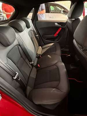 Audi A1 S-Line Sportback Plus, Langstreckenwag., Decor rot Bild 5