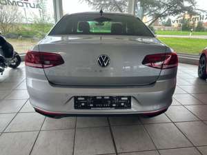 Volkswagen Passat Lim. Business Navi LED Massage AZV 1.Hd Bild 5