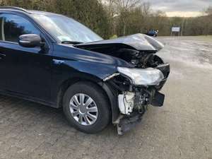 Mitsubishi Outlander PHEV Instyle 4WD Unfall Bild 2