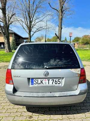 Volkswagen Golf Variant 1.9 TDI Special Bild 2