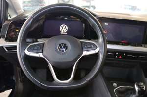 Volkswagen Golf 1.5 TSI Life-Navi-IQ-Panorama-Kamera-ACC- Bild 5