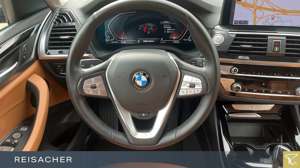BMW X3 xDrive 20dA xLine Navi ACC LED StdHzg AHK Bild 5