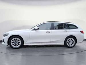 BMW 318 d Touring Advantage Aut. Standhzg. Klimaaut. Bild 4