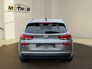 Hyundai i30 cw 1.4 YES! FLA SpurH LM KAM 2xKlima Navi Bild 5