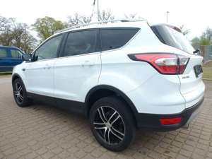 Ford Kuga CoolConnect TOP ZUSTAND !!! Bild 4