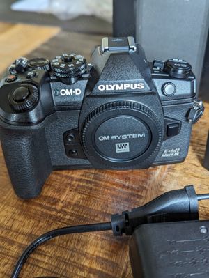  Olympus OM-D E-M1 Mark III 20,4MP Spiegellose Kamera - Schwarz (Nur Gehäuse)
