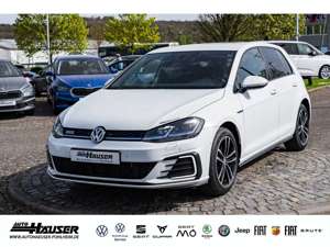 Volkswagen Golf VII GTE 1.4 TSI DSG NAVI KAMERA LED PARK ACC SITZH Bild 1