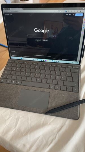  Microsoft Surface Pro 8 (256GB SSD, Intel Core i5) Tastatur, slim Pen 2 Bild 1