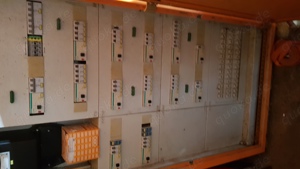 Industri Elektrtro Schrank mit Sicherungen Bild 1