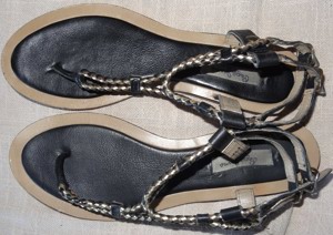 SA Pepe Jeans Sandalen Gr.40 Zehentrenner Obermaterial Leder wenig getragen gut erhalten Schuhe Dame Bild 1