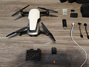  DJI Mavic Air Fly More Combo Kameradrohne - Arctic White