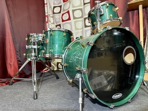 Yamaha Maple Custom Drumset Turquoise 22,12,14,16 + Cases sehr guter Zustand Bild 3