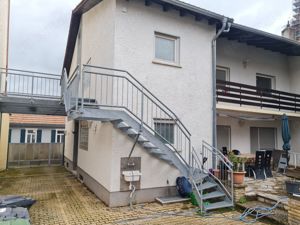 Flonheim 90 m   3 Zi KÜ Bad Wohnung Terrasse u. ..... Bild 1