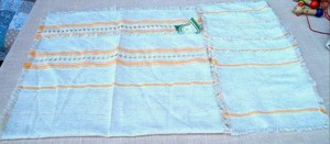 M1 Tischdecke 7 teiliges Set = 1 Mitteldecke + 6 Platzdeckchen Stoff ungebraucht Tischwäsche neuwert