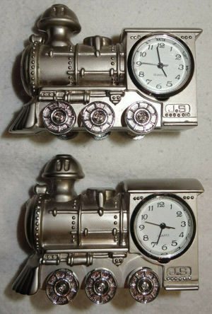 DL J.S. Lokomotive mit Uhr 2 Stk Edelstahl Tischuhr klein 6,8x3H4,7 ohne Batterie volle Funktion seh