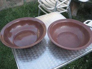 2 alte Emailleschalen EmailleSchüssel wasserdicht Vintage Antik