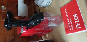 Hervorragender Entsafter, nur wenige Wochen benutzt, in Originalverpackung