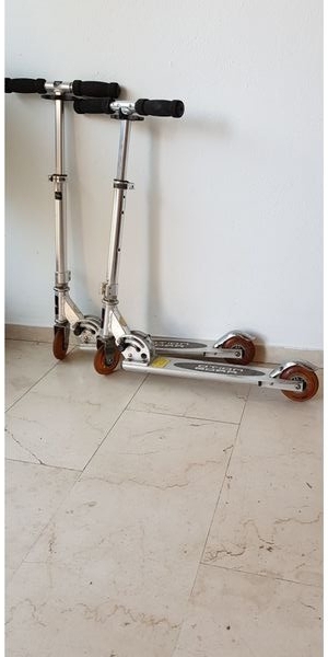 hochwertiger Roller Scooter "Motion Board"