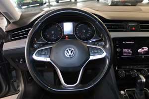 Volkswagen Passat 1.5 TSI Business Navi-LED-AHK-ACC-Klimaa. Bild 5