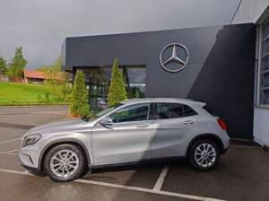 Mercedes-Benz GLA 220 d 4M|AUTOM|AHK|KAMERA|SPUR|TOTW| Bild 3
