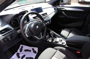 BMW X2 sDrive20d Advantage Plus / Panorama + AHK *1.Hand* Bild 4