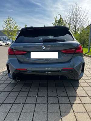 BMW 118 118 i M Sport Bild 4