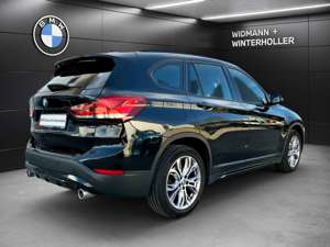 BMW X1 xDrive20d Sport Line LED Pano Navi Ad.LED Bild 5