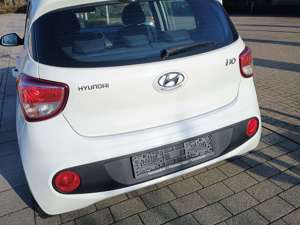 Hyundai i10 1.0 Trend.25 Tkm/Sitz+Lenkrad beheizbar/1.Hd Bild 5