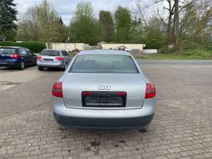 Audi A6 2.4 Bild 5