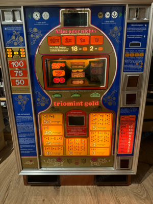 Spielautomat für DM Münzen