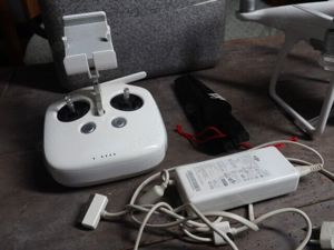 Drohne DJI Phantom 4 pro, Angeldrohne zum Auslegen von Ködern,etc. Bild 4