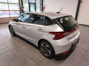 Hyundai i20 1.0 T-GDI Select Mild-Hybrid ParkPilot Bild 4