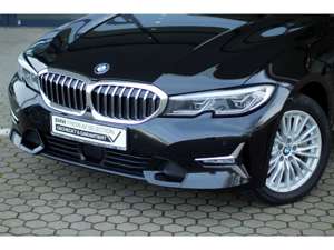 BMW 330 e Luxury Line xDrive touring/HUD/Navi/Leder Bild 3