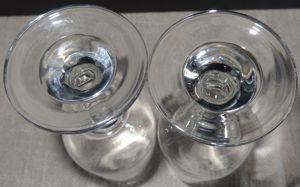 HK Trinkglas Snapsglas 2 Stück Stielglas 0,1l kaum benutzt einwandfrei erhalten Glas  Bild 1